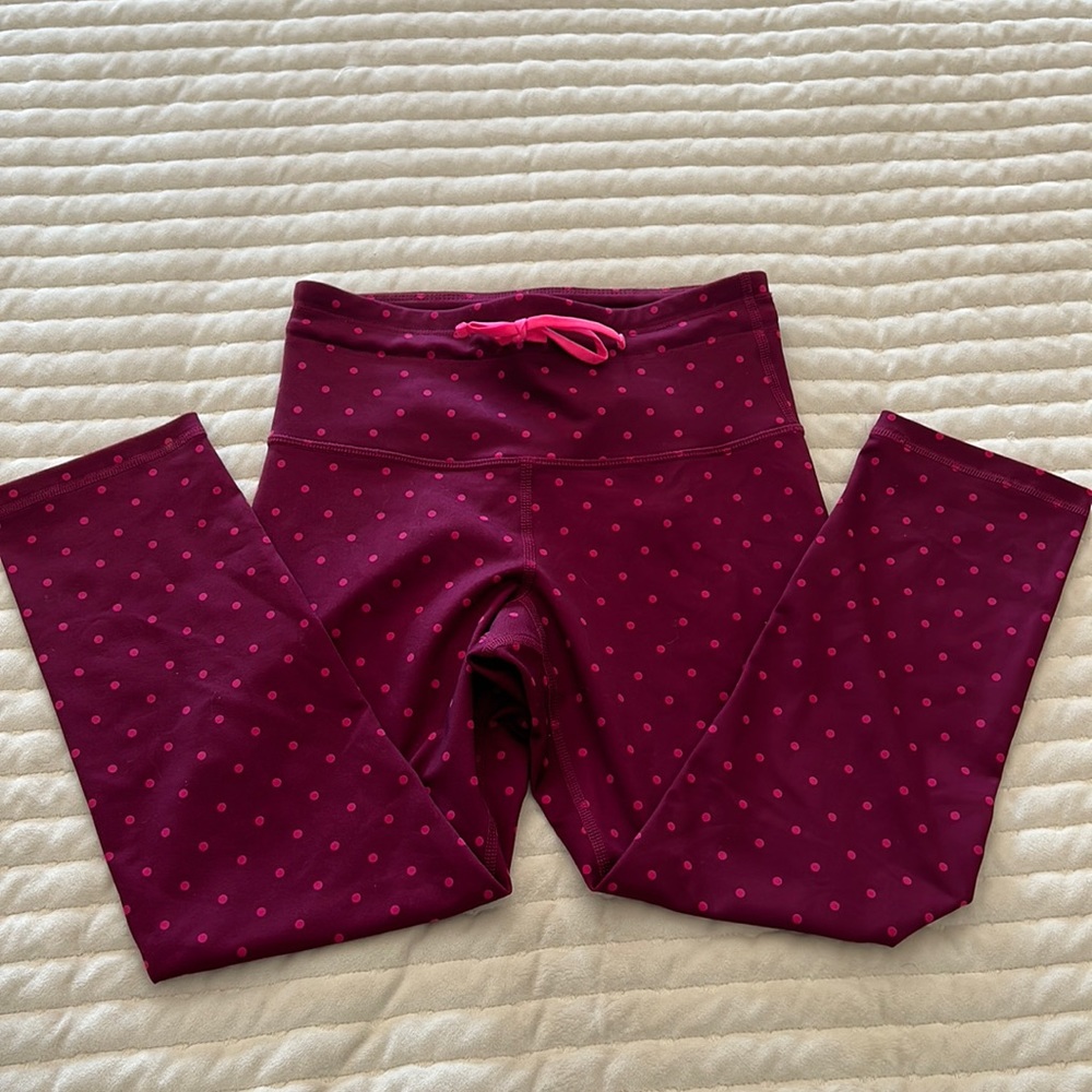 Old Navy Capri active leggings. Size small